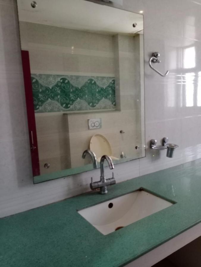 Hotel Chandrawali By Wb Inn Ballia Εξωτερικό φωτογραφία